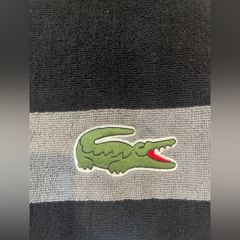 LACOSTE Black/ Gray Bath Towel 30in x 52 in - Picture 2 of 5